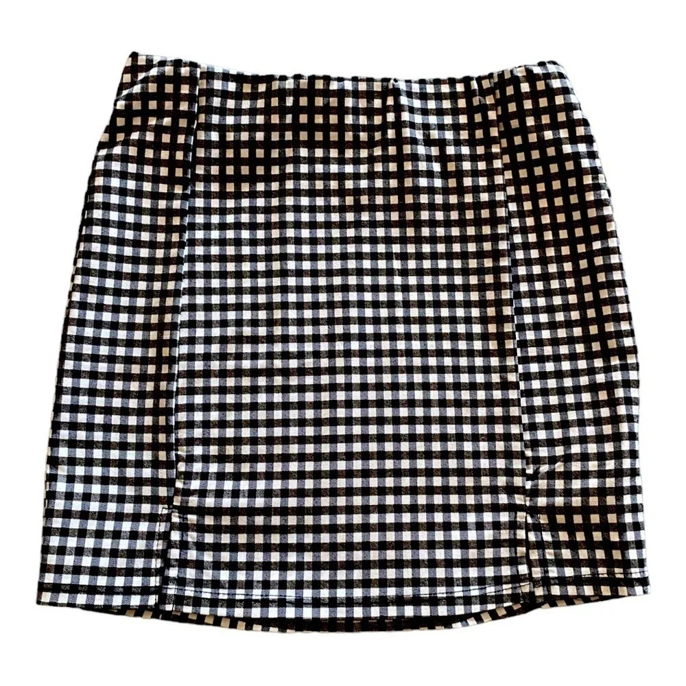 TILLYS-WHITE FAWN-BUNDLE OF THREE SKIRTS-SIZE MEDIUM